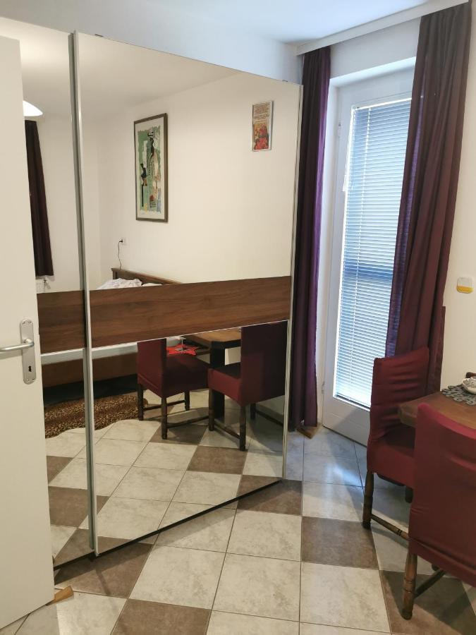 APARTMAN i SOBA HADELA Sveti Martin Na Muri Eksteriør billede