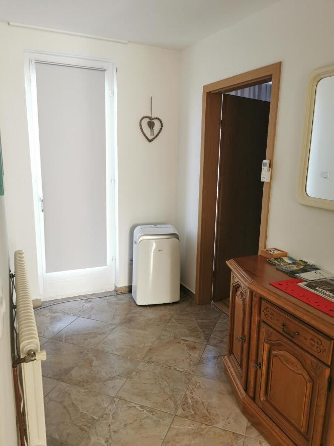 APARTMAN i SOBA HADELA Sveti Martin Na Muri Eksteriør billede